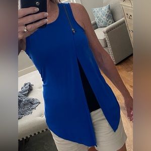 Venus Asymmetrical Top